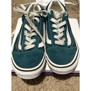 Kids Vans Old Skool Skateboard Sneakers Size 2.0 Green and white